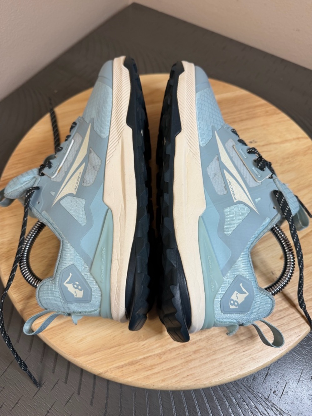 Altra Women’s lone peak 8 running shoes - Picture 7 of 12